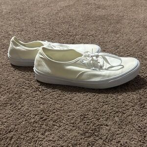Vans Men's Cream Canvas Sneakers